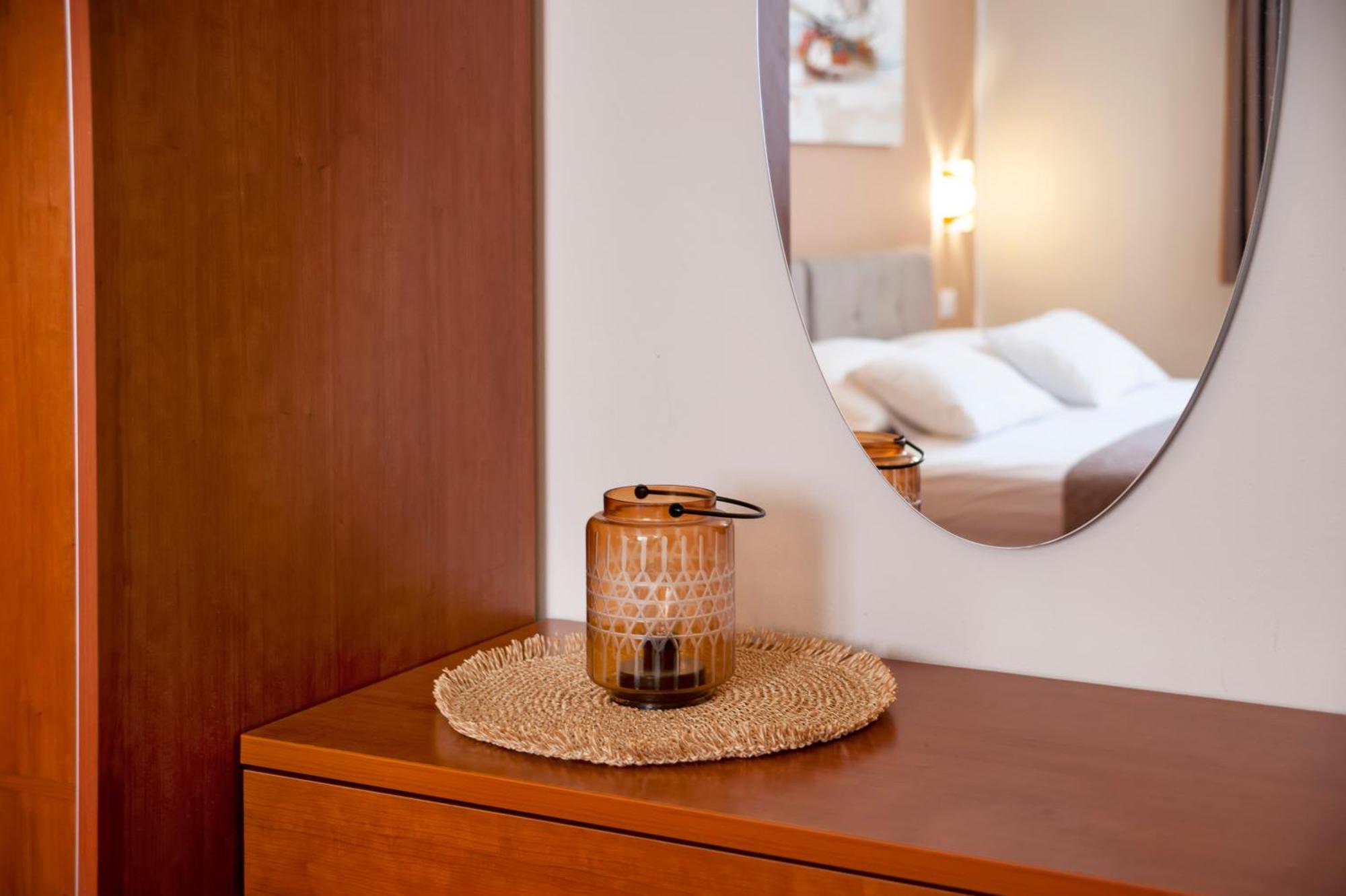 Apartments Martina โรวีน ภายนอก รูปภาพ