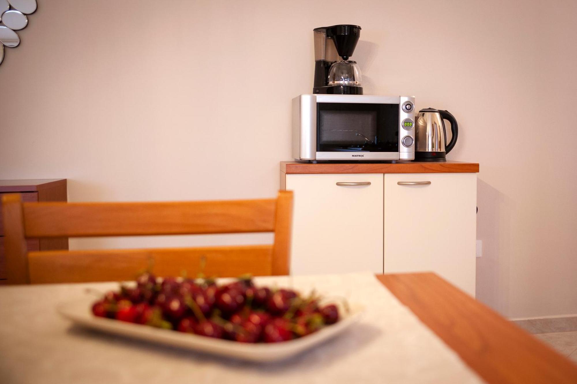 Apartments Martina โรวีน ภายนอก รูปภาพ